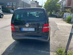 Schwarz Gebraucht 2003 VW Touran Van / Kleinbus | 2.800 € (Fairer Preis)