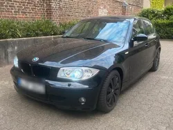 Schwarz Gebraucht 2005 BMW 118 Kleinwagen | 4.000 € (Fairer Preis)
