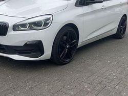 Weiß Gebraucht 2019 BMW 220 Gran Tourer Sport Line Van / Kleinbus | 12.000 € (Fairer Preis)