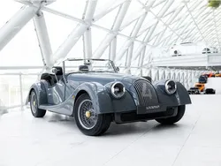 Grau Gebraucht 2024 Morgan Plus Cabrio | 113.680 €