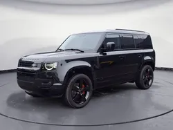 Schwarz Gebraucht 2024 Land Rover Defender SUV | 117.777 €