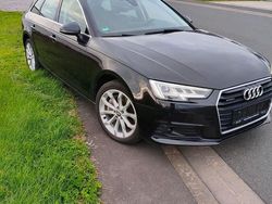 Schwarz Gebraucht 2016 Audi A4 Kombi | 20.000 € (Fairer Preis)