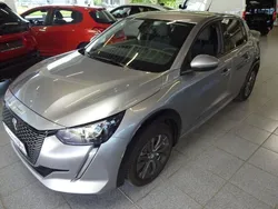 Silber Gebraucht 2021 Peugeot e-208 Allure Kleinwagen | 15.950 € (Fairer Preis)