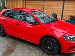 Rot Gebraucht 2018 VW Polo Trendline Kleinwagen | 9.800 € (Guter Preis)