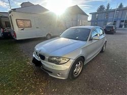 Grau Gebraucht 2008 BMW 118 Kleinwagen | 3.300 € (Guter Preis)