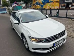 Weiß Gebraucht 2019 VW Passat Comfortline Kombi | 17.499 € (Guter Preis)