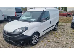 Weiß Gebraucht 2021 Fiat Doblò Van / Kleinbus | 9.990 € (Guter Preis)
