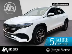 Polarweiss Gebraucht 2021 Mercedes EQA250 AMG SUV | 33.694 € (Fairer Preis)