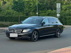 Schwarz Gebraucht 2017 Mercedes E220 Kombi | 11.890 €
