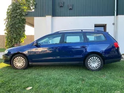 Blau Gebraucht 2006 VW Passat Kombi | 800 € (Superpreis)