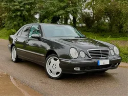 Grau Gebraucht 1999 Mercedes E430 Avantgarde Limousine | 14.999 € (Teuer)