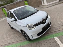 Weiß Gebraucht 2021 Renault Twingo LIMITED Kleinwagen | 8.800 € (Superpreis)