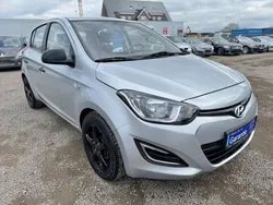 Silber Gebraucht 2013 Hyundai i20 Edition Kleinwagen | 4.750 € (Fairer Preis)