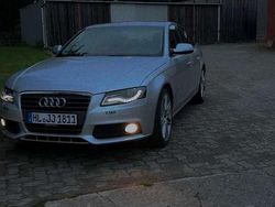 Grau Gebraucht 2009 Audi A4 Ambiente Limousine | 7.500 € (Etwas zu teuer)