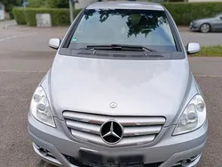 Silber Gebraucht 2009 Mercedes B200 Van / Kleinbus | 4.400 € (Fairer Preis)