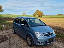 Blau Gebraucht 2007 Opel Meriva Van / Kleinbus | 3.200 € (Teuer)