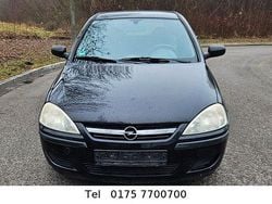 Schwarz Gebraucht 2004 Opel Corsa Limousine | 900 € (Guter Preis)