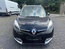 Schwarz Gebraucht 2014 Renault Scénic III Bose Edition Van / Kleinbus | 5.099 € (Fairer Preis)