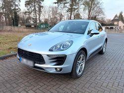 Silber Gebraucht 2014 Porsche Macan Sport SUV | 23.200 €