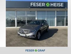 Mojavesilber metallic Gebraucht 2020 Mercedes GLC300e SUV | 29.990 € (Guter Preis)