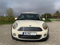 Weiß Gebraucht 2010 Mini Cooper Kleinwagen | 6.900 € (Fairer Preis)