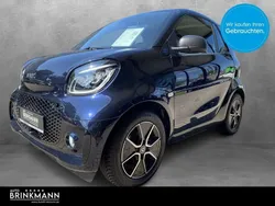 Blau Gebraucht 2023 Smart ForTwo Electric Drive Cabrio | 16.435 € (Etwas zu teuer)