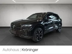 Grenadillschwarz metallic Gebraucht 2025 VW Touareg R-line SUV | 84.990 €
