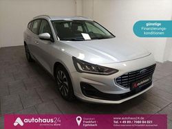 Silber Gebraucht 2023 Ford Focus Titanium Kombi | 16.880 € (Fairer Preis)
