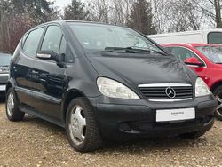 Schwarz Gebraucht 2003 Mercedes A140 Kleinwagen | 2.680 €