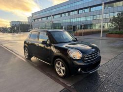 Schwarz Gebraucht 2015 Mini Cooper D Countryman SUV | 13.550 € (Teuer)