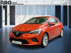 Orange Gebraucht 2022 Renault Clio V Intens Limousine | 12.990 € (Guter Preis)