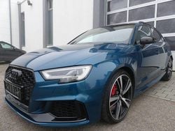 Blau Gebraucht 2018 Audi RS3 Sportback Sport Kleinwagen | 51.900 €