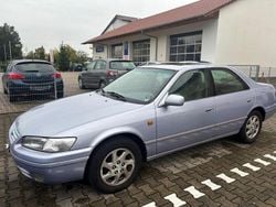 Violett Gebraucht 1997 Toyota Camry Limousine | 3.000 €