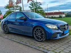 Brillantblau Gebraucht 2019 Mercedes C300 AMG Limousine | 26.500 € (Guter Preis)