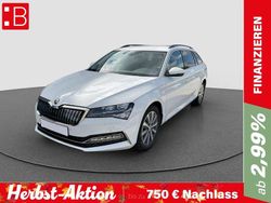 Weiss Gebraucht 2022 Skoda Superb Ambition Kombi | 24.650 € (Guter Preis)
