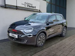 Schwarz Gebraucht 2025 Fiat 600E Red Limousine | 32.960 € (Teuer)