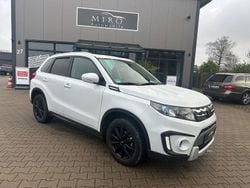 Weiß Gebraucht 2017 Suzuki Vitara Comfort+ SUV | 11.200 € (Fairer Preis)