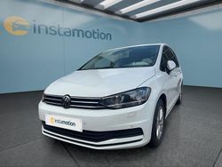Weiß Gebraucht 2024 VW Touran Van / Kleinbus | 32.349 € (Fairer Preis)