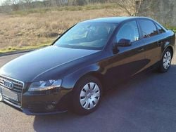 Schwarz Gebraucht 2011 Audi A4 Attraction Limousine | 7.000 € (Fairer Preis)