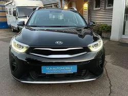 Schwarz Gebraucht 2021 Kia Stonic Vision SUV | 13.900 € (Superpreis)