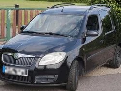 Schwarz Gebraucht 2009 Skoda Roomster Kombi | 4.900 € (Teuer)