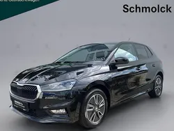 Weiß Gebraucht 2022 Skoda Fabia Tour Limousine | 18.790 € (Fairer Preis)