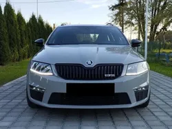 Silber Gebraucht 2015 Skoda Octavia RS Kombi | 11.600 € (Fairer Preis)
