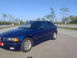 Blau Gebraucht 2000 BMW 316 Compact Sport Line Kleinwagen | 3.000 €