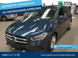 Denimblau Gebraucht 2019 Mercedes B200 Progressive Van / Kleinbus | 20.890 € (Fairer Preis)