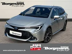 Silber Neu 2024 Toyota Corolla Team Kombi | 31.980 €