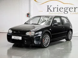 Schwarz Gebraucht 2002 VW Golf IV R Limousine | 18.490 € (Fairer Preis)