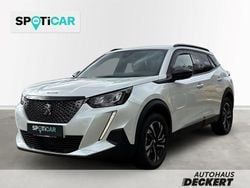 Weiss Gebraucht 2023 Peugeot 2008 Allure SUV | 21.590 € (Guter Preis)