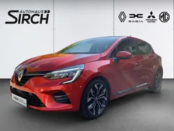 Dezirrot metallic (rot) Gebraucht 2021 Renault Clio V Intens Limousine | 12.490 € (Fairer Preis)