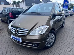 Braun Gebraucht 2009 Mercedes A160 Elegance Limousine | 11.500 €